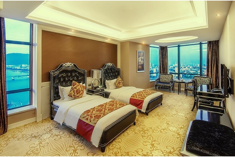 2 Bedrooms Suite Apartment